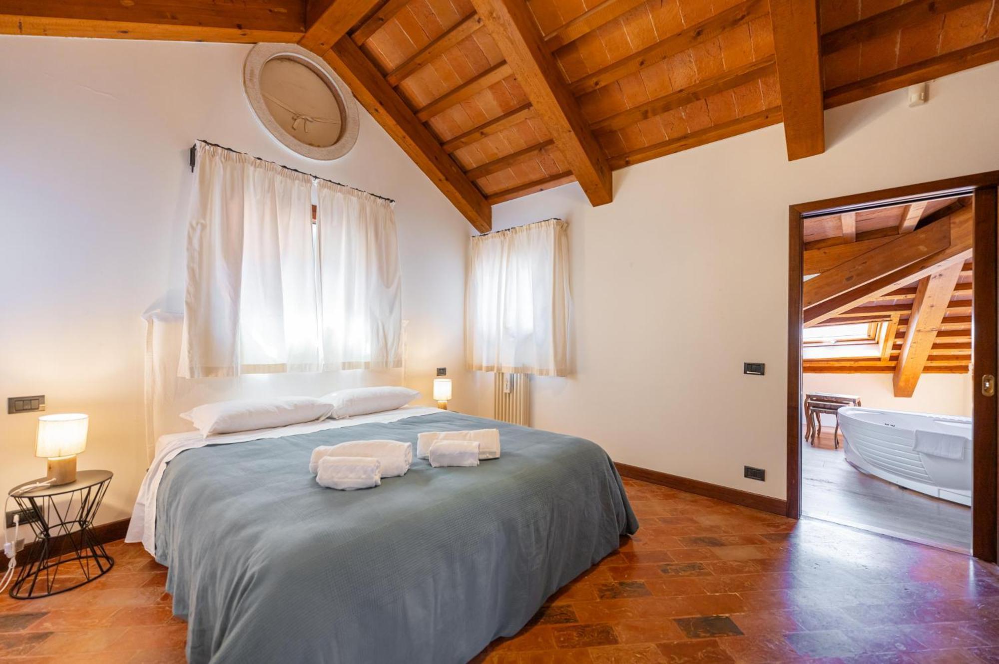 Apartamento Luxury Penthouse With Terrace Venecia Exterior foto